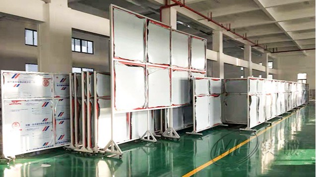 廠區(qū)移動(dòng)鋁型材屏風(fēng) 廠區(qū)移動(dòng)鋁型材屏風(fēng)